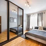 Wola Prime 2-bedroom * Varsavia