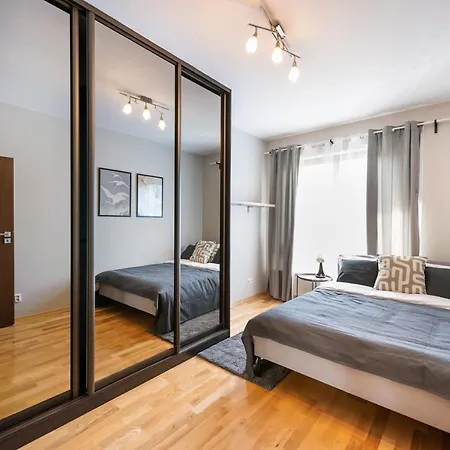 Wola Prime 2-bedroom * 华沙