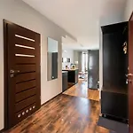 Wola Prime 2-bedroom *