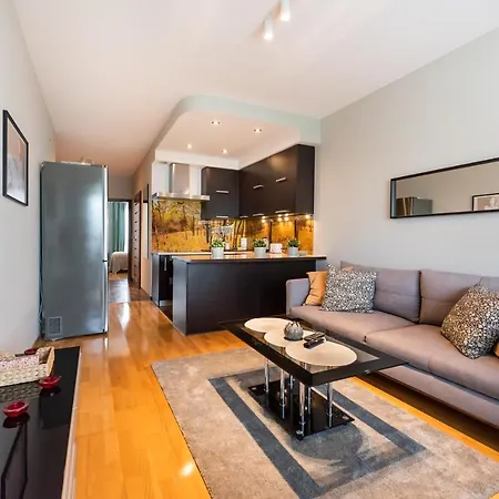 Apartment Wola Prime 2-bedroom *