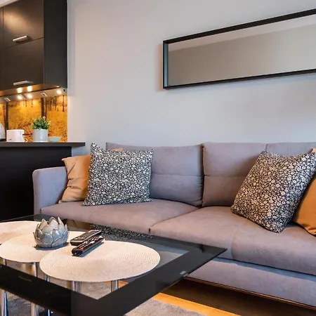 Wola Prime 2-bedroom *