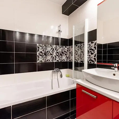 Apartment Wola Prime 2-bedroom